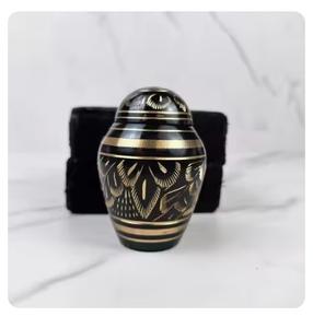 Small Elegant Metal <b>Urn</b> for Human Ashes American Style for Family Remembrance or <b>Pet</b> Memorial Hot Arrival Decorative <b>Urn</b> - Product Image 4