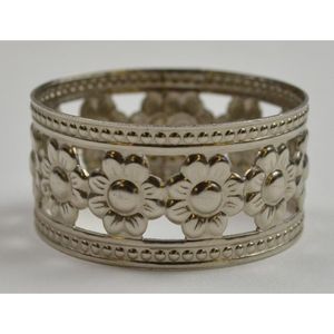 Elegant Napkin Ring in Stainless Steel Stylish Design Perfect for Restaurants Weddings and <b>Parties</b> <b>Table</b> Decor Accessory - Product Image 3