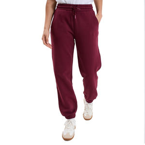 Elegantes y cómodos pantalones de jogging o de chándal para mujer hechos a mano para gimnasio Yoga Viajes y relajación con tela suave y diseño perfecto - Product Image 1