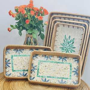 Plateau de service en rotin fait main avec incrustation de nacre, plateau tissé décoratif pour la décoration de la maison, l'hôtellerie et les cadeaux - Mme Tarina - Product Image 3