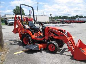 Mini tracteur Kubota BX23S 4x4 avec chargeur frontal et pelle arrière |   Tracteur agricole compact 23HP, tracteur subcompact 4x4 avec chargeur - Product Image 6