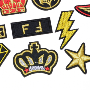 Écussons brodés personnalisés, ailes dorées, couronne, ancre, badge, design alphabétique, applique à coudre, décoration DIY - Product Image 4