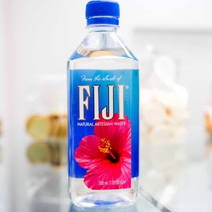 Eau Artesienne Naturelle FIJI 330ml - Bouteille en Plastique Certifiée ISO - Durée de Conservation Jusqu'à 24 Mois - Origine USA - Approvisionnement Direct - Product Image 4