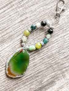 Breloque de sac en verre avec pierre précieuse de guérison, porte-clés, cadeau spirituel pour elle, léger, tendance mode - Product Image 3