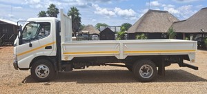 Toyota Dyna 2020, Camioneta de Plataforma Manual, 3.0L, Diésel - Product Image 3