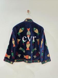 Manteau de luxe pour femme, fait main, en velours Suzani, écologique, style bohème, brodé, veste en velours Suzani, hiver, pour les occasions spéciales - Product Image 4