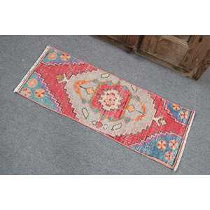 Petit tapis turc 1,2x3,2 pi (37x96 cm), tapis marocain rouge vintage - Product Image 4