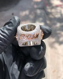 Anillo Unisex de Plata de Ley 925 con Letra Personalizada, Estilo Hip Hop, Lujoso, con Incrustaciones de Diamantes Moissanite VVS, para Fiestas - Product Image 6