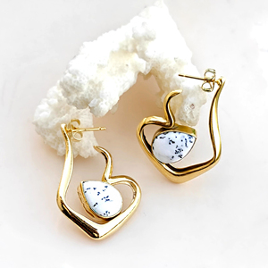 Boucles d'oreilles pour femmes, opale dendrite naturelle, boucles d'oreilles pendantes de créateur, plaquées or, bijoux de mode en gros, accessoires pour femmes - Product Image 5