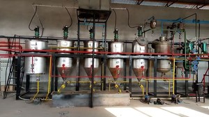 Équipement de raffinage de l'huile de soja rapide et fiable Système de raffinage de pétrole de grande capacité - Product Image 6