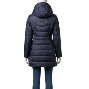 Manteau matelassé pour femme, coupe classique, chaud pour l'hiver, veste matelassée de haute qualité, élégante, respirante, doublure en cachemire, logo personnalisé, vente en gros OEM - Product Image 3