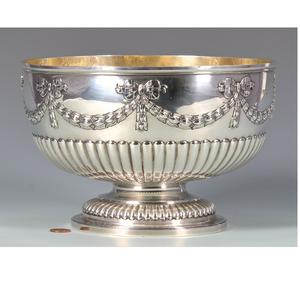 Bol décoratif artisanal personnalisé en laiton argenté et aluminium, finition premium, bols de service pour hôtel, décoration pour la maison et la table - Product Image 6