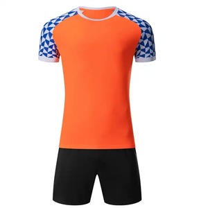 Conjuntos de uniformes de fútbol de precio al por mayor Venta caliente uniforme de fútbol hecho a medida para la venta 2023 - Product Image 6