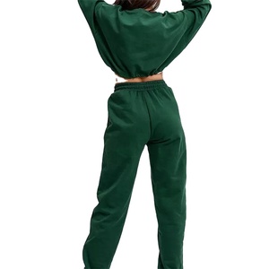 Sweat court rouge vin et survêtement jogger ensemble 2 pièces femmes co-ord tenue de salon à manches longues avec pantalon - Product Image 4