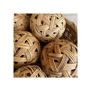 ลูกบอลหวายทรงกลมสำหรับงานหัตถกรรมเซปัคตะกร้อตกแต่งคริสต์มาสปรับขนาดได้ - Product Image 1