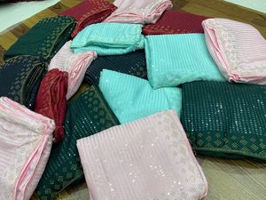 Élégant vêtement de fête, crêpe Pure, soie douce avec séquence de fil, pierre de travail, sari, bordure de tuyauterie, grossiste de Surat - Product Image 4