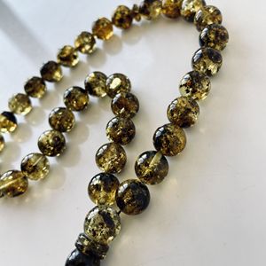 33 perles rondes d'ambre avec insectes, Tasbih vert en ambre de la Baltique - Product Image 4