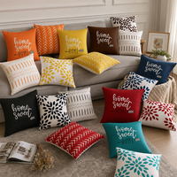 Housse de coussin décorative moderne style bohème en polyester doux à motif tribal chevron pour canapé