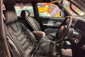 PRÊT À CONDUIRE - VÉHICULE D'OCCASION À VOLANT À GAUCHE |   Conduite à droite |   TOYOTA HILUX CREW CAB 1997 - Product Image 5