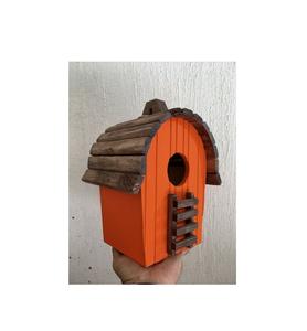 Nichoirs en bois de conception unique pour la décoration d'arrière-cour et de jardin fournissant la nidification sûre pour de petites espèces locales d'oiseau - Product Image 2