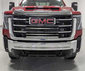 GMC Sierra 2500HD SLE 4WD 2024, Camioneta de Cabina Extendida, Faros LED, Neumáticos R20, Aire Acondicionado Automático, Pantalla Táctil, TPMS - Product Image 1