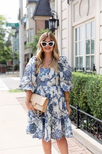 Tela de vestir de secado rápido con estampado de algodón americano moderno para mujer, Blanca con mangas de tres cuartos para fiestas, todas las estaciones - Product Image 3