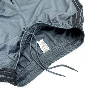 Shorts de sport décontractés pour hommes avec logo personnalisé imprimé en sérigraphie sur le devant, taille élastique, respirant, anti-plis, séchage rapide - Product Image 4