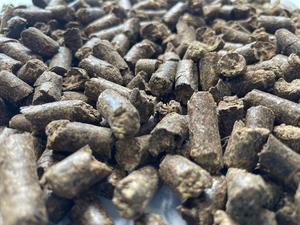 Granulés de bois AGROFOND (formes en bâtonnets) Déchets de bois Diamètre 8 mm Longueur 5-35 mm Haute valeur calorifique 17 J 8,9 % d'humidité 500 kg/m³ - Product Image 1