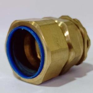 Connecteur électrique industriel de qualité supérieure IP68 pour un câblage fiable du panneau d'alimentation et de commande. - Product Image 2