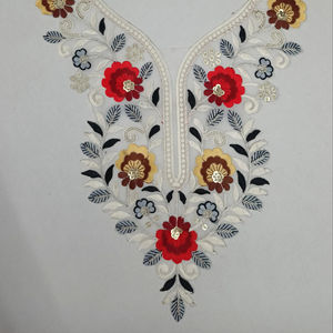 Cuello de cuello bordado listo para festivales en red con detalles de lentejuelas para vestidos étnicos Kurtis Sari blusa Uso de sastrería - Product Image 1