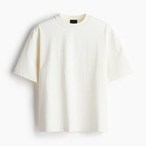 เสื้อยืดคอกลมผู้ชาย ผ้าฝ้าย 100% คุณภาพสูง ระบายอากาศได้ดี รับสกรีนโลโก้ 260 GSM เสื้อยืดทรงบ็อกซี่ผู้ชาย ผู้ผลิต - Product Image 3