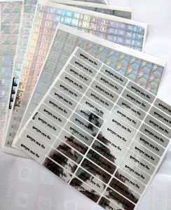 Etiquetas Adhesivas de Embalaje con Logotipo Personalizado de Aluminio Holográfico Plateado Avanzado, Altamente Recomendadas, para Protección de Marca - Product Image 1