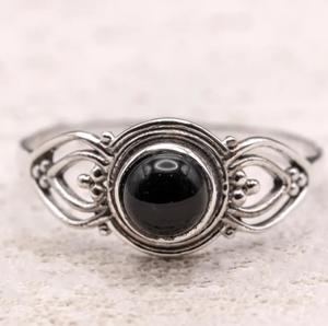 แหวนเงินสเตอร์ลิง925สไตล์วินเทจสุดหรูทำด้วยมือทรงกลมพลอยโอนิกซ์สีดำทำด้วยมือของขวัญเครื่องประดับสำหรับผู้หญิง - Product Image 3