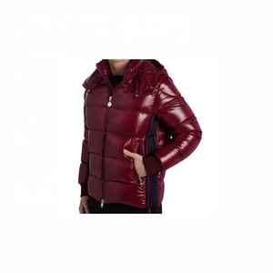 2025 Chaquetas acolchadas de nuevo diseño para hombre, calidad superior, superventas, lona de secado rápido con cuello levantado, alto impacto al mejor precio - Product Image 1