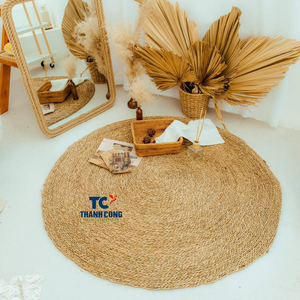 Venta al por mayor de alfombras ecológicas para el suelo de hierba marina, esteras de paja naturales hechas a mano para la decoración de la sala de estar del dormitorio de Vietnam - Product Image 1