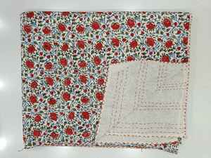 Main Bloc Kantha Matelassé Couvre-lit Gudari Rouge Floral Imprimé 100% Coton Usage Domestique - Product Image 3