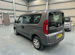 Venta con Descuento de Vehículos Usados, Vehículos Usados en Venta, <span class=keywords><strong>FIAT</strong></span> <span class=keywords><strong>DOBLO</strong></span> 1.4 EASY <span class=keywords><strong>2016</strong></span> con Volante a la Izquierda/Derecha, Equipamiento Completo - Product Image 2