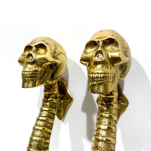 มือจับสไตล์โครงกระดูกสีทองมีเอกลักษณ์ดีไซน์เนอร์มือจับโลหะมือจับโค้งหรูหราสำหรับประตูตู้เฟอร์นิเจอร์และของตกแต่งบ้าน - Product Image 3