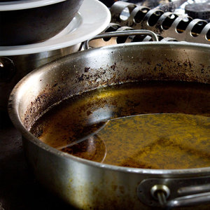 Huile de cuisson usagée raffinée pour biodiesel en vrac Vente en gros Huile végétale usée UCO avec haute pureté et longue durée de conservation - Product Image 2