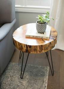 Table d'appoint en bois et fer pour le salon au charme artisanal et rustique parfait pour un style de décoration confortable et élégant - Product Image 3