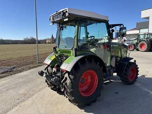 Fendt 211 Vario F (Gen3) tracteur 4WD machines agricoles boîte de vitesses essentielle pompe moteur moteur pour tracteurs d'occasion Production - Product Image 4