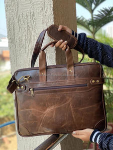 Nouvel arrivage de sacs à bandoulière en cuir véritable Crunch sacs à bandoulière multi-usages vente à chaud de haute qualité en cuir véritable unisexe sacs pour ordinateur portable - Product Image 5