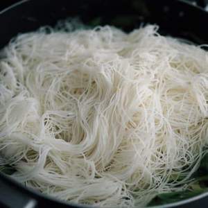 PURO VERMICELLI ARROZ PHO FIDEOS VIETNAM CARACTERÍSTICA PASTA COMESTIBLE - Product Image 4
