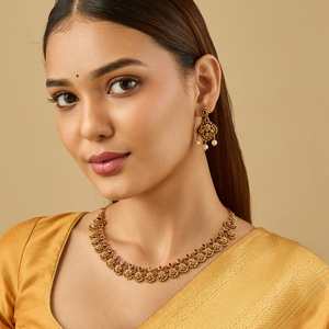 Antique <b>Necklace</b> 184567 Elegant and Timeless for Wedding Occasions - Product Image 3