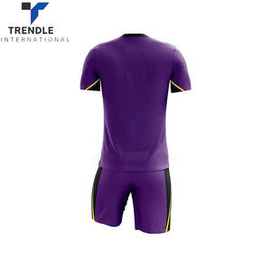 Uniforme de Fútbol Deportivo Personalizado al por Mayor, Impresión por Transferencia de Calor Unisex, Impermeable, Transpirable, para Entrenamiento y Partido de Fútbol - Product Image 3