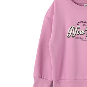 Chemises de survêtement de qualité supérieure fabriquées au Pakistan pour hommes et femmes Conception et logo personnalisés pour toutes les couleurs disponibles - Product Image 2