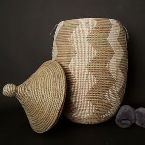 Panier de rangement en jacinthe d'eau, design moderne, écologique, multifonctionnel et personnalisable, pour l'organisation et le style de l'intérieur de la maison - Product Image 1