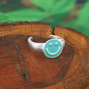 Anillo Ajustable Clásico de Plata de Ley 925 con Esmalte Verde para Fiesta - Product Image 6