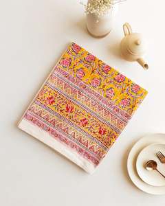 Nappe en coton imprimé en blocs Design floral vibrant Sanganeri - Product Image 3