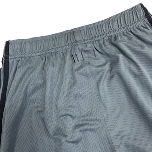 Shorts de sport décontractés pour hommes avec logo personnalisé imprimé en sérigraphie sur le devant, taille élastique, respirant, anti-plis, séchage rapide - Product Image 5